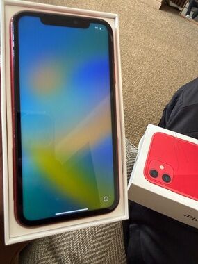 Apple iPhone 11 (Red) - Sleek Red Smartphone ( Carrier UnLocked ) . 64GB